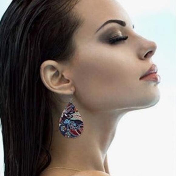 Jewelry - Faux Leather Paisley Print Earrings
